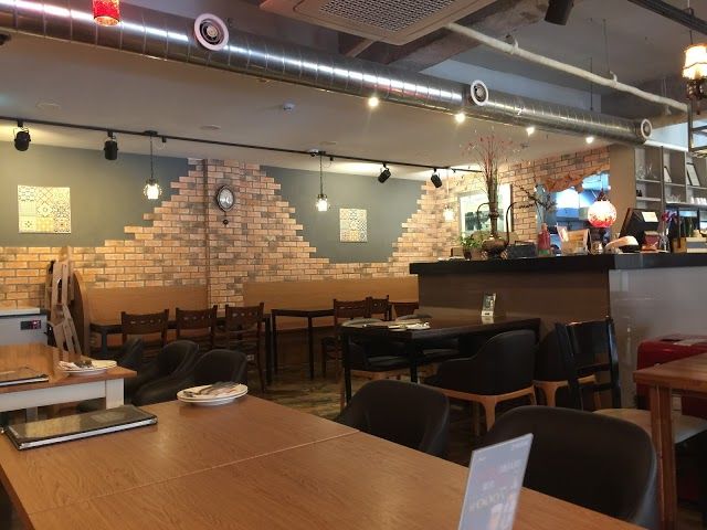 Rajmahal Indian Restaurant